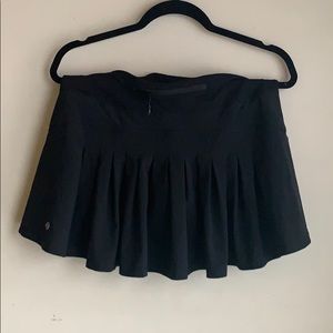 Lulu lemon ruffle butt tennis skirt!